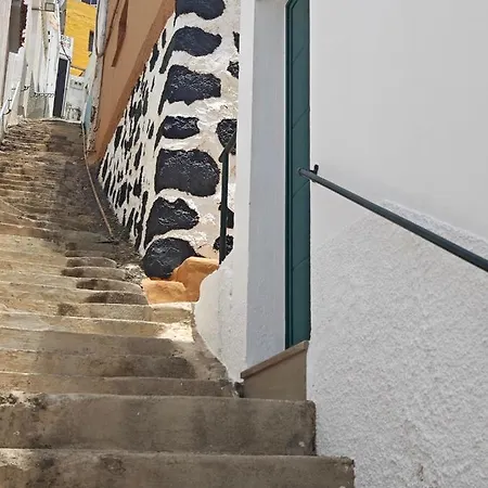 Cozy In Front Of The Natural Pools El Pris